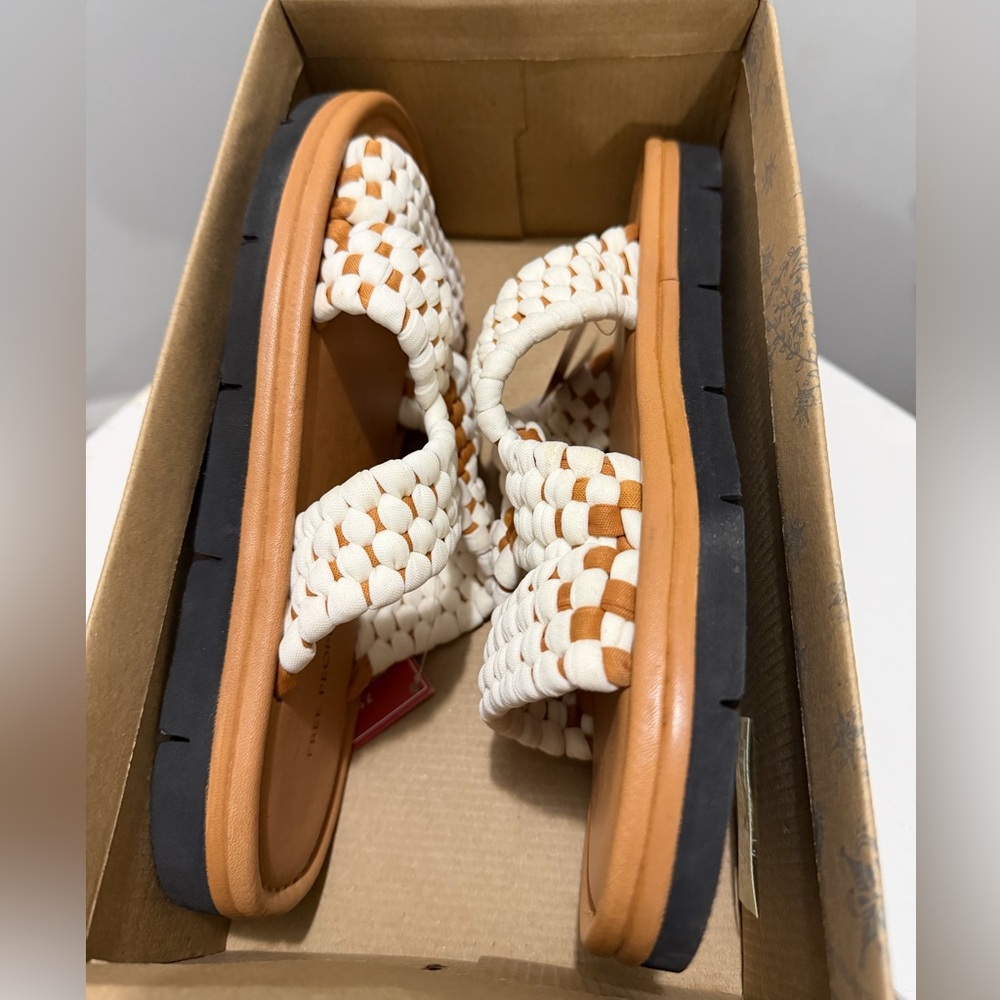 Free People Edgewater Tan Woven Slide Sandals-Boho Slip-On - Size 7, 7.5 & 8-NWT - Picture 7 of 14